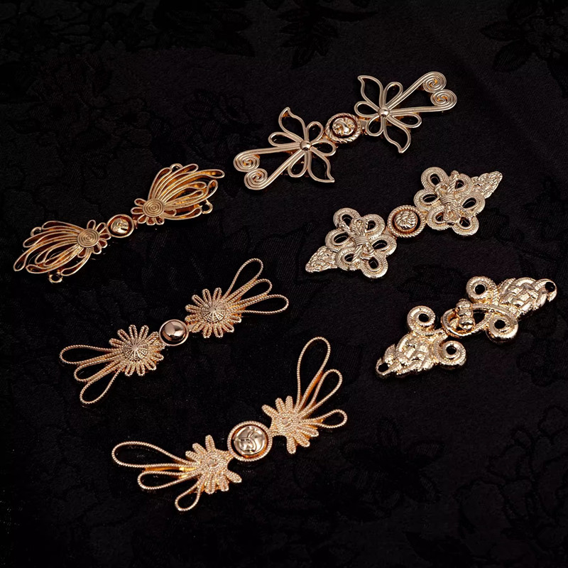 5pcs Retro Metal Button Sweate - Flower Frog Pin recension och pris